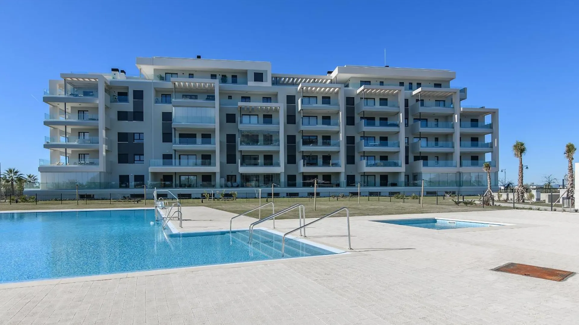 Los Camaleones By H - Playa De Los Haraganes Hlhc3304P4 Isla Canela İspanya